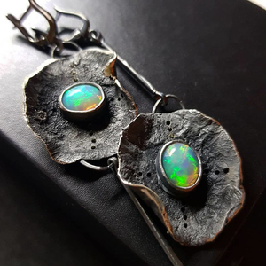 Boho-øreringe med grøn opal i sølv
