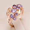 Elegant ring med lilla krystal i guld